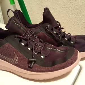 Nike Renew Rival SHIELD running shoes